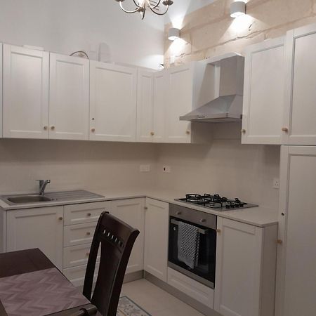 Charming Town House In Cospicua, Valperga Rooms エクステリア 写真