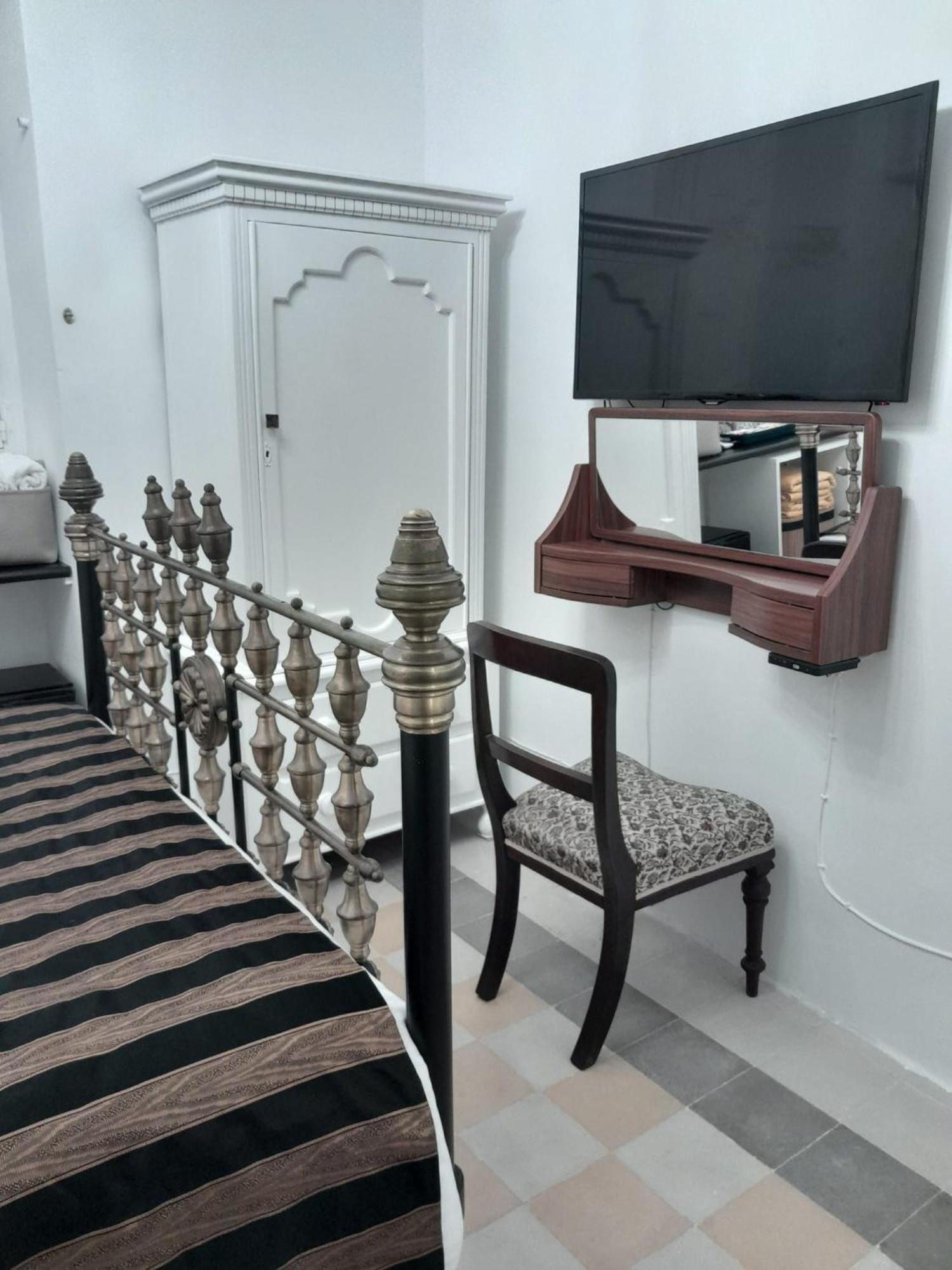 Charming Town House In Cospicua, Valperga Rooms エクステリア 写真